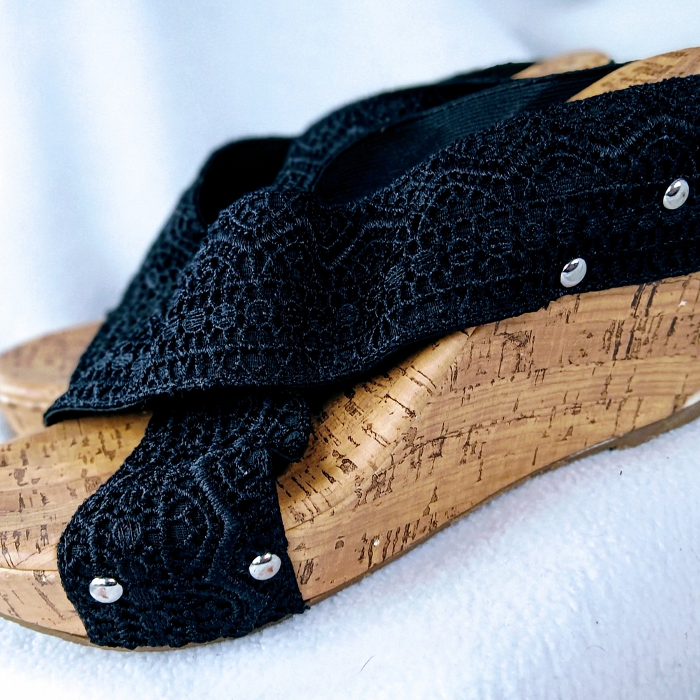Black Wedges with Cork Sole and Lace Pattern